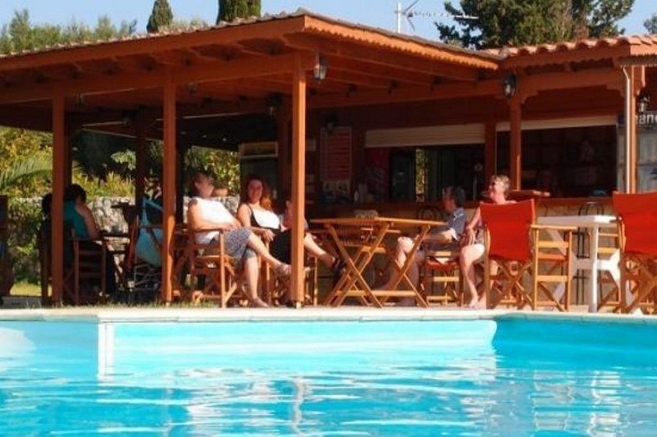 Livathos  Helena'S Studios المظهر الخارجي الصورة