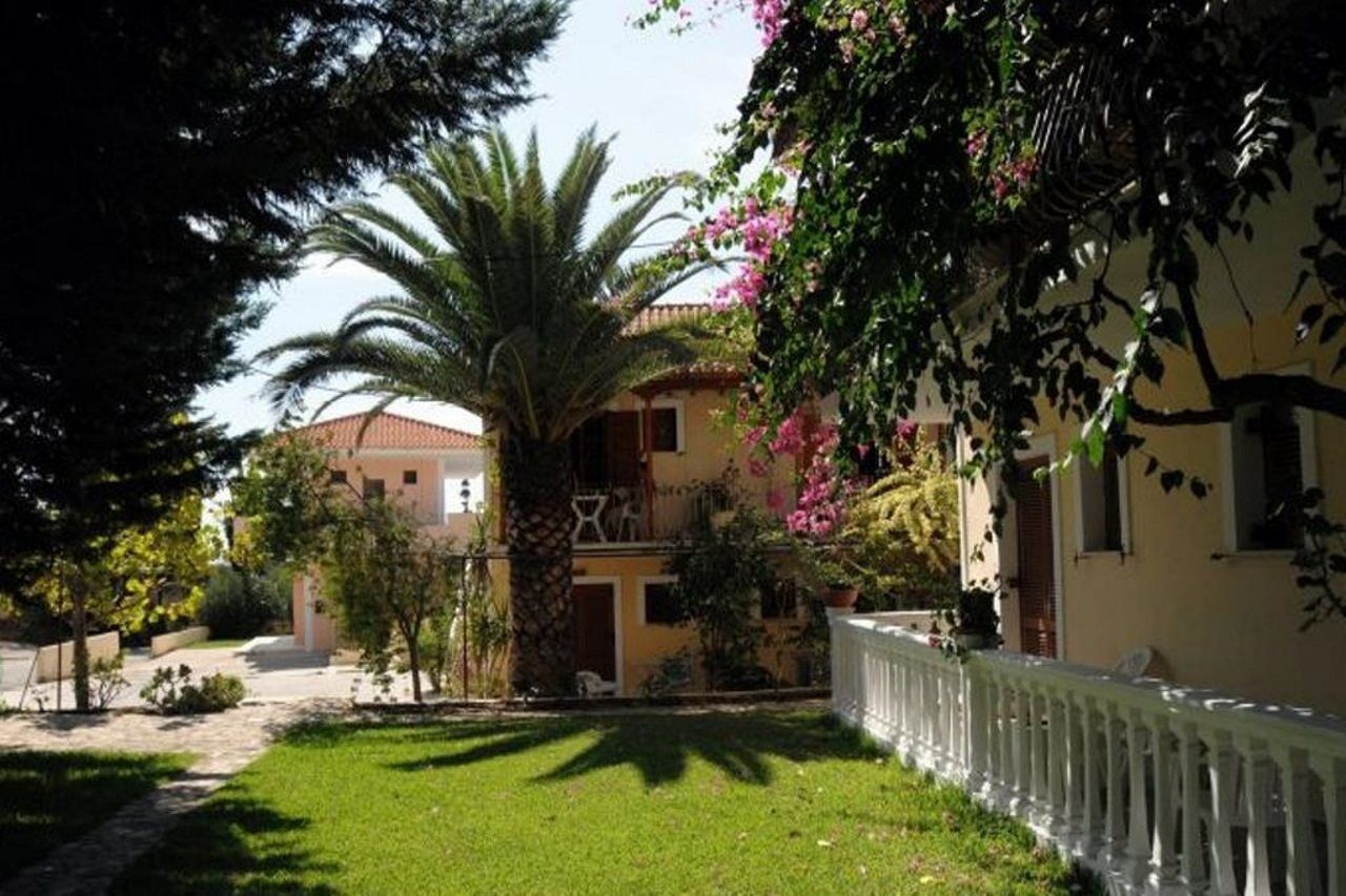 Livathos  Helena'S Studios المظهر الخارجي الصورة