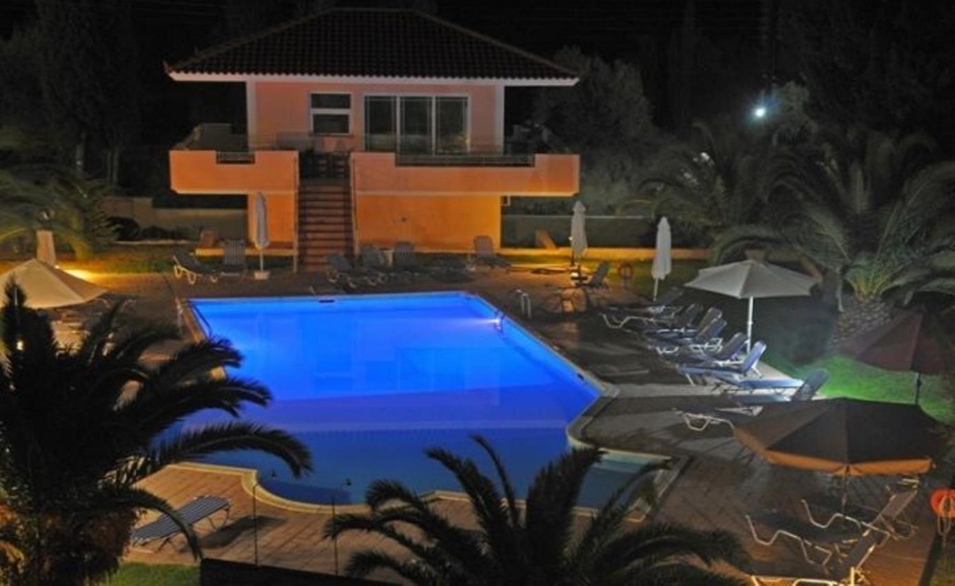 Livathos  Helena'S Studios المظهر الخارجي الصورة